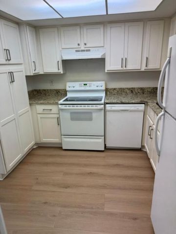 13626 GREENFIELD DRIVE 102, Tampa, FL 33618