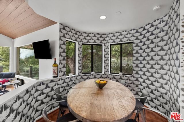 10697 Calle Quebrada, Goleta, CA 93117