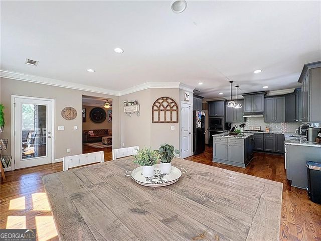 9 Hillshire Drive, Cartersville, GA 30120