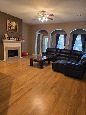 2414 Hidden Park Court, Richmond, TX 77469