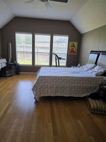 2414 Hidden Park Court, Richmond, TX 77469