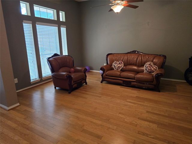 2414 Hidden Park Court, Richmond, TX 77469