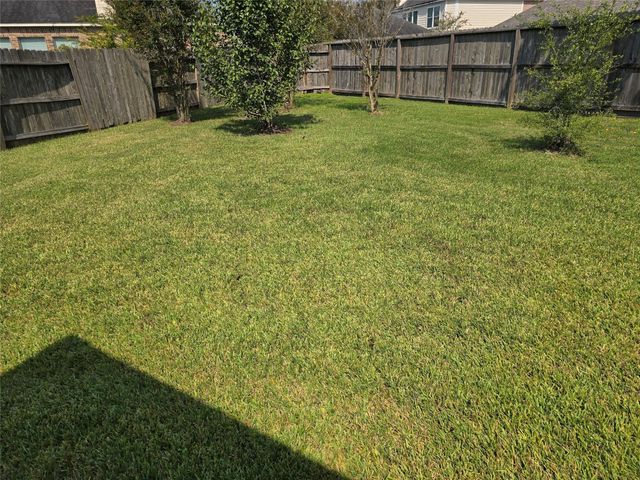2414 Hidden Park Court, Richmond, TX 77469