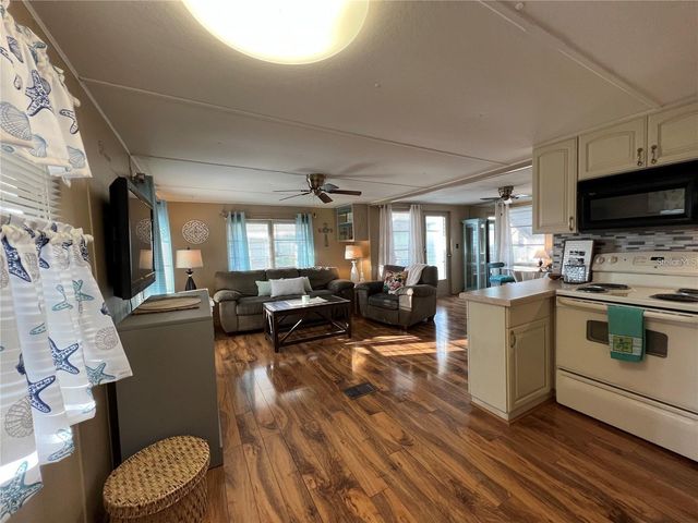 4221 11TH STREET E, Ellenton, FL 34222