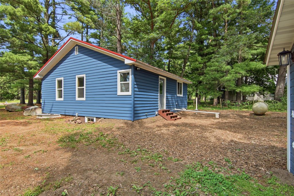 Image 31 of property listing at 21321 County Highway X, Cadott, WI 54727