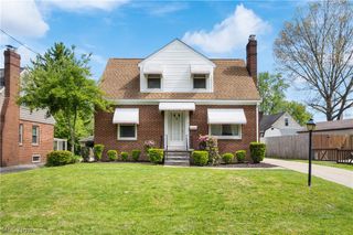2525 Beverly Avenue, Akron, OH 44312
