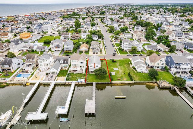 25 Niblick Street, Point Pleasant Beach, NJ 08742
