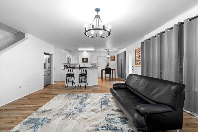 1024 Ridgetop Drive, Justin, TX 76247