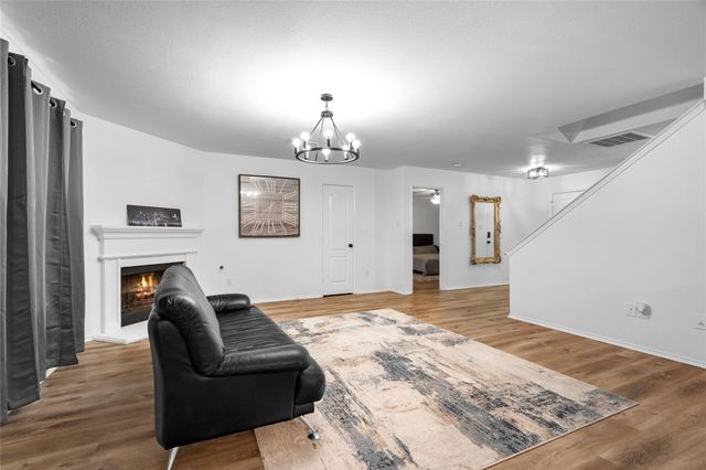 1024 Ridgetop Drive, Justin, TX 76247