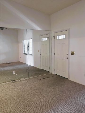 1775 CUPECOY CIRCLE O6, Lutz, FL 33558
