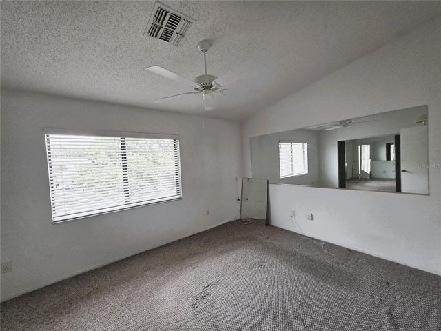1775 CUPECOY CIRCLE O6, Lutz, FL 33558