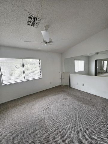 1775 CUPECOY CIRCLE O6, Lutz, FL 33558