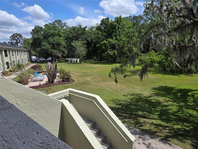 1775 CUPECOY CIRCLE O6, Lutz, FL 33558