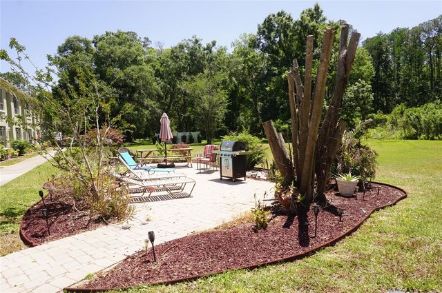 1775 CUPECOY CIRCLE O6, Lutz, FL 33558