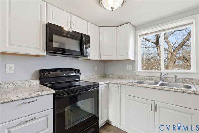 401 S 20th Ave, Hopewell, VA 23860