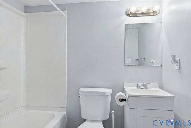 401 S 20th Ave, Hopewell, VA 23860