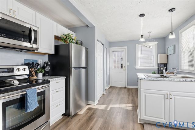 401 S 20th Ave, Hopewell, VA 23860