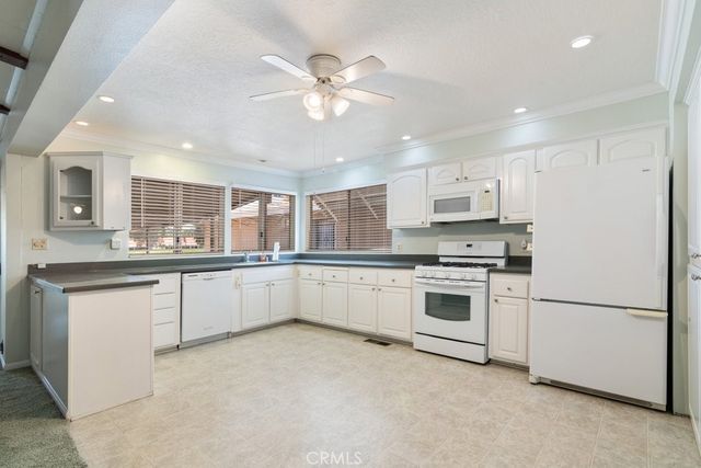 1329 Lodgepole Drive, Hemet, CA 92545