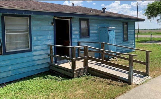 801 Ruben Chavez, Robstown, TX 78380