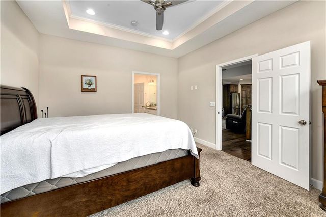 4925 Tallgrass Street, Leavenworth, KS 66048