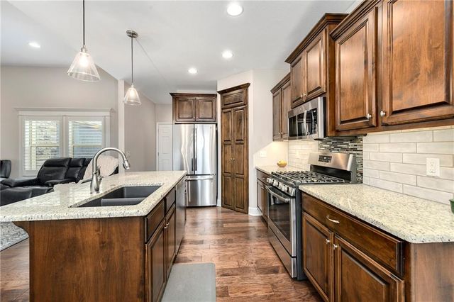 4925 Tallgrass Street, Leavenworth, KS 66048