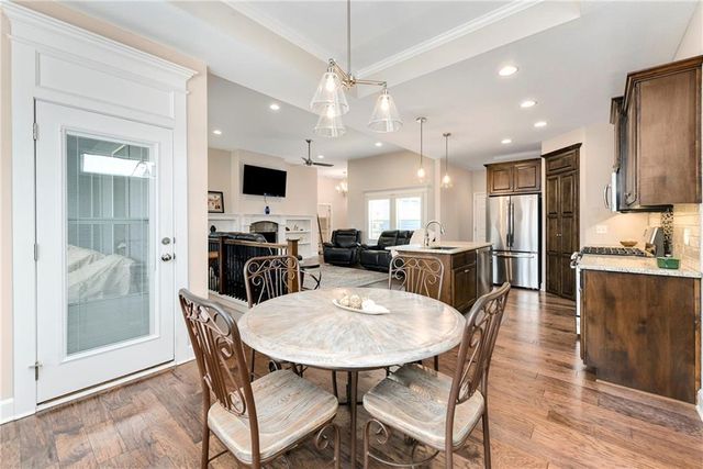 4925 Tallgrass Street, Leavenworth, KS 66048