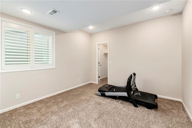 4925 Tallgrass Street, Leavenworth, KS 66048