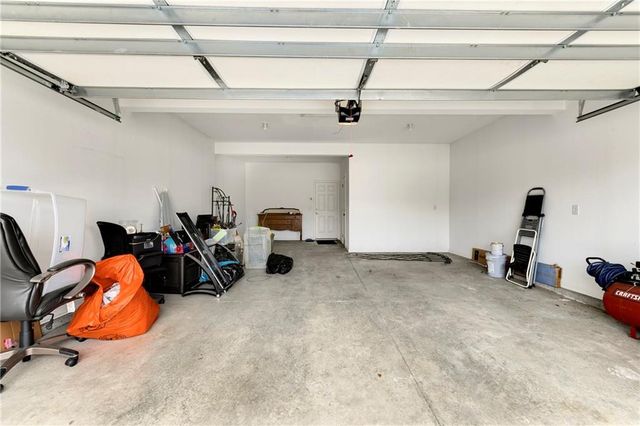 4925 Tallgrass Street, Leavenworth, KS 66048