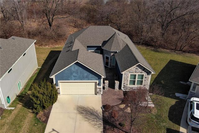 4925 Tallgrass Street, Leavenworth, KS 66048