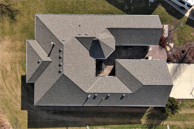 4925 Tallgrass Street, Leavenworth, KS 66048