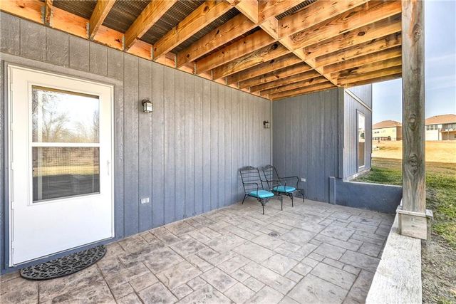 4925 Tallgrass Street, Leavenworth, KS 66048