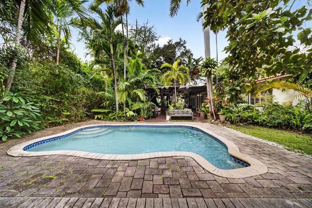 320 San Sebastian Avenue, Coral Gables, FL 33134