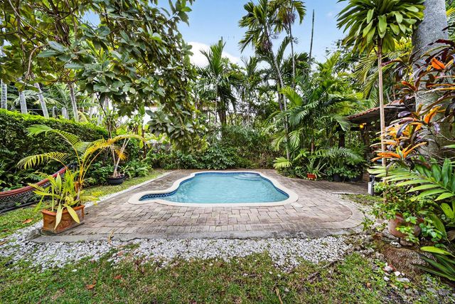 320 San Sebastian Avenue, Coral Gables, FL 33134