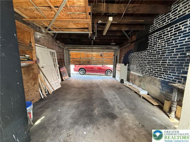 445 West Washington Street, Allentown City, PA 18102
