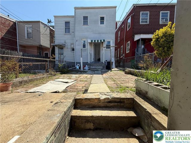 445 West Washington Street, Allentown City, PA 18102