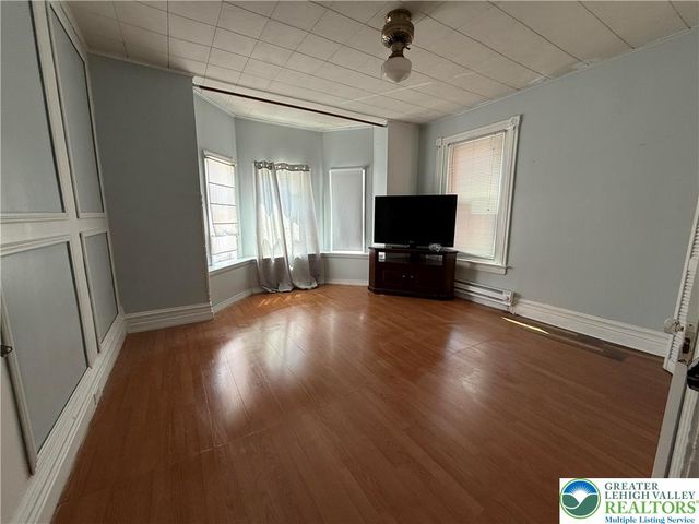 445 West Washington Street, Allentown City, PA 18102