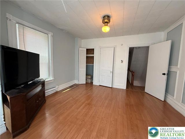 445 West Washington Street, Allentown City, PA 18102