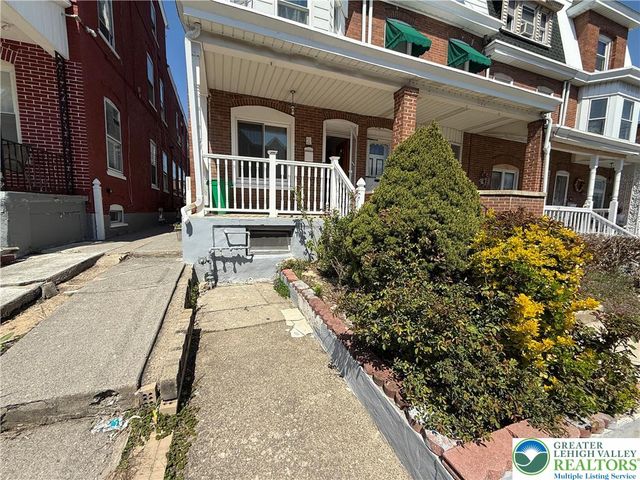445 West Washington Street, Allentown City, PA 18102