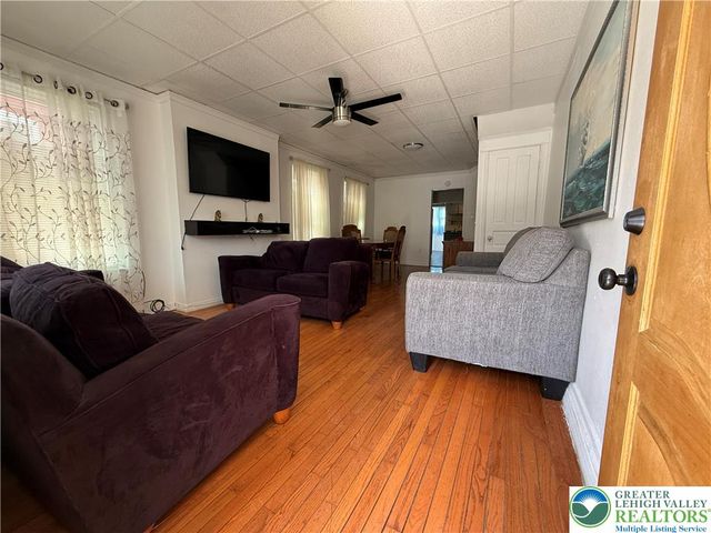 445 West Washington Street, Allentown City, PA 18102