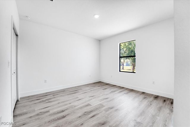 8042 Buttercup CIR, Labelle, FL 33935