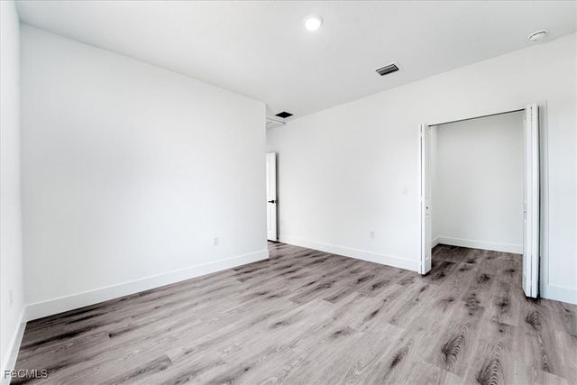 8042 Buttercup CIR, Labelle, FL 33935