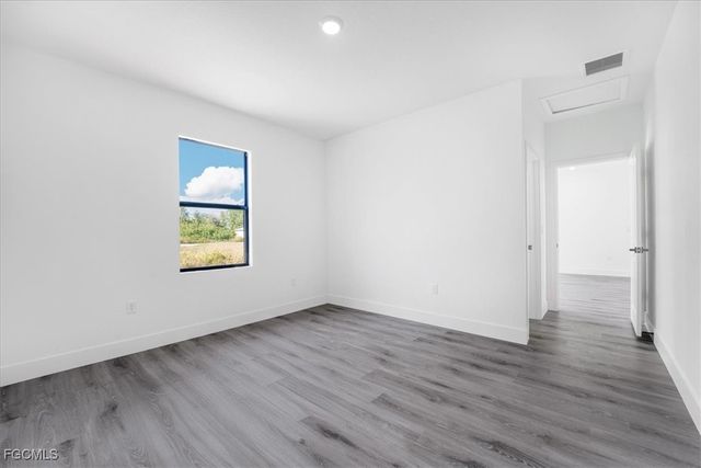 8042 Buttercup CIR, Labelle, FL 33935