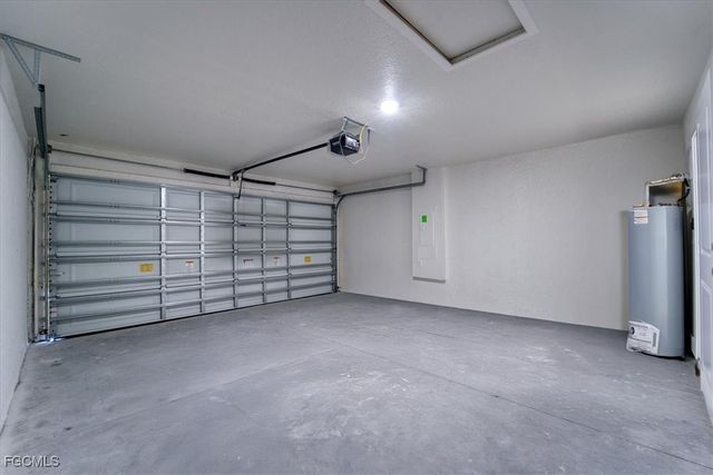 8042 Buttercup CIR, Labelle, FL 33935