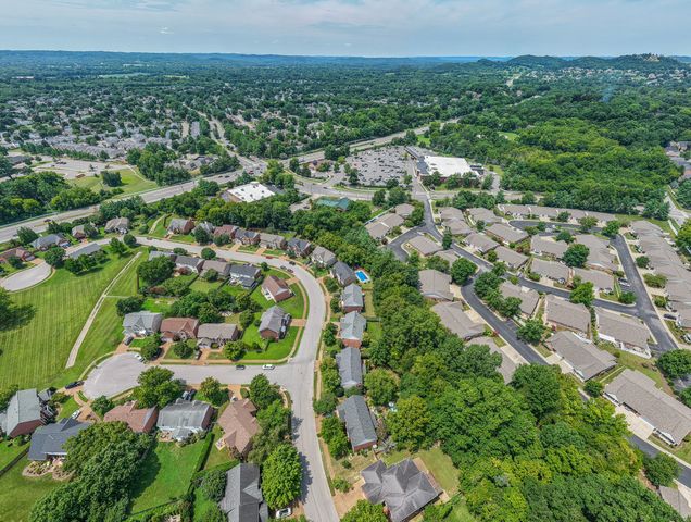 118 Wheaton Hall Lane, Franklin, TN 37069