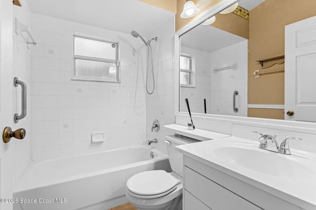 2876 Sebastian Lane, Melbourne, FL 32935