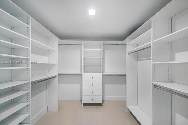 3951 S Ocean Drive 402, Hollywood, FL 33019