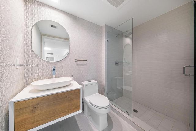 3951 S Ocean Drive 402, Hollywood, FL 33019