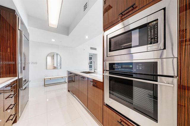 3951 S Ocean Drive 402, Hollywood, FL 33019