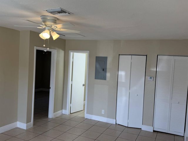 1135 NW 7th Avenue 1, Fort Lauderdale, FL 33311