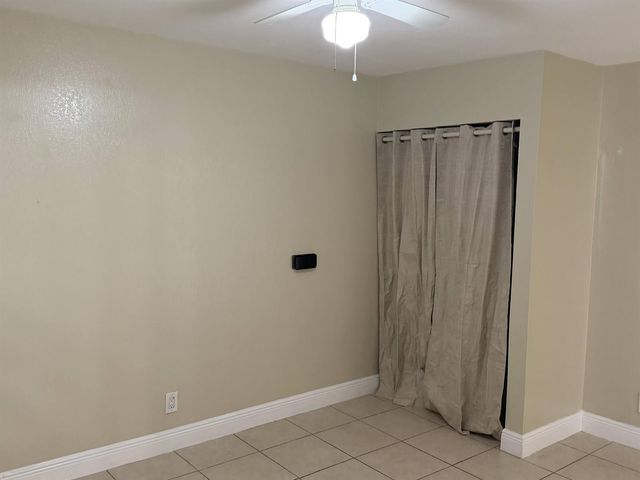 1135 NW 7th Avenue 1, Fort Lauderdale, FL 33311
